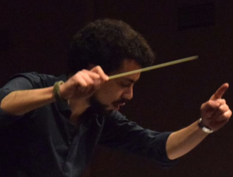 Luis Toro Araya: "Es un gusto que el volver a Chile sea con la Orquesta de Cámara"