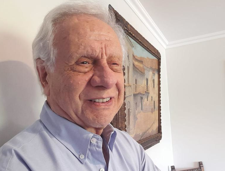 Fernán Ibáñez: liderando en la adultez mayor al compás de Radio Beethoven