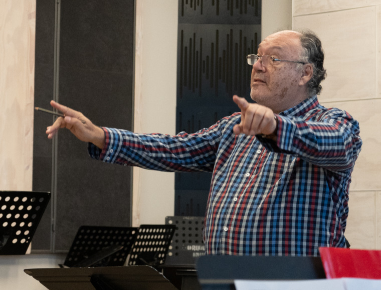 Juan Pablo Villarroel y la Camerata Vocal: "Musicalmente, Bach siempre es un deleite para el espíritu y para el oído"