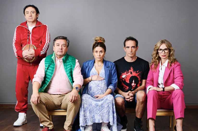 La comedia es dirigida por Rodrigo Bastidas, autor junto con su hija Milena, del libreto,