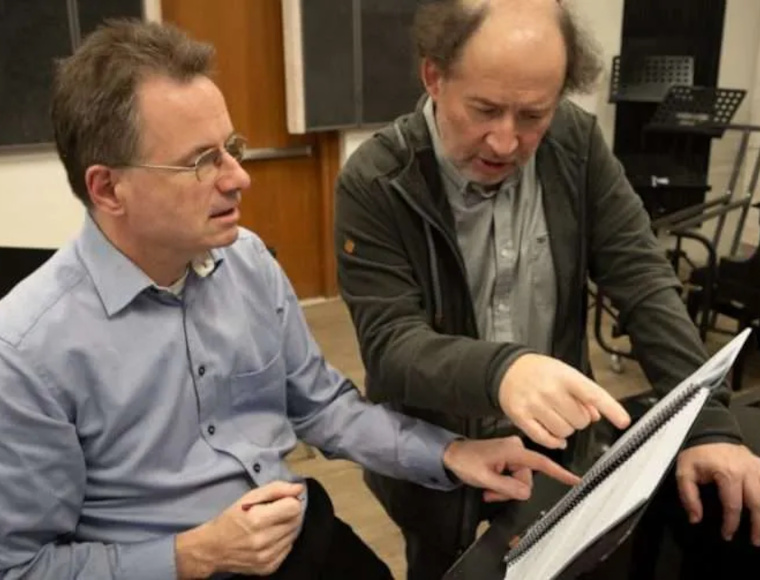Concierto de Aniversario UC: el Concierto Emperador de Beethoven y la Sinfonía nº1 dirigirá Emmanuel Siffert con Luis Alberto Latorre como solista