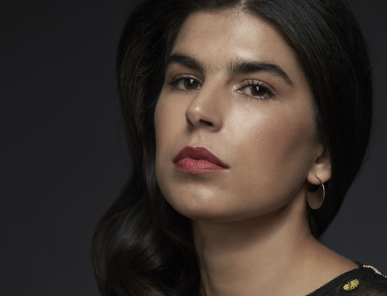 Esperanza Restucci: "Es bien emocionante para mí cantar los poemas de Gabriela Mistral, es otra forma de entender su poesía"