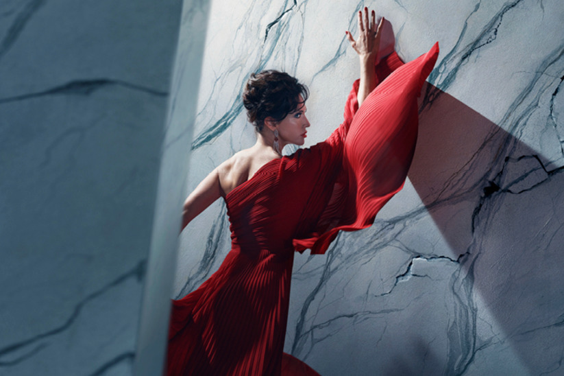 Hasta junio de 2006, óperas y ballets, con clásicos, reestrenos y estrenos, se proyectan en Santiago.