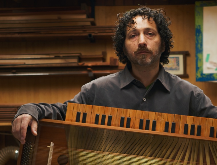 Un clavicordio medieval para Chile: lo construyó el luthier Edgardo Campos Seguel: "El instrumento me va a enseñar"