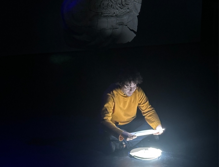 Maximiliano Soto Mayorga gana concurso y estrena obra de teatro musical en la Bienal de Múnich: "Es el resultado de, por lo menos, seis o siete años de trabajo"